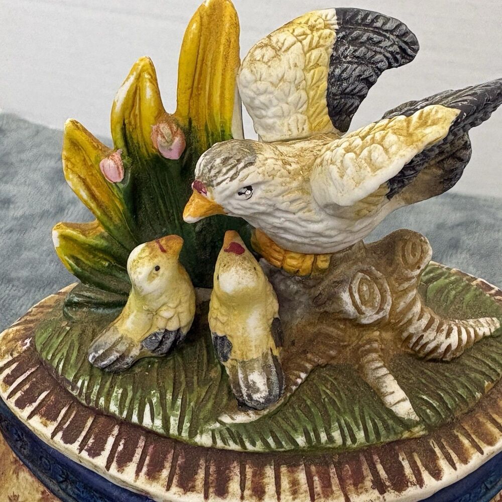 Vintage Ceramic Hand Painted Tea & Coffee Containers - Picture 14 of 15